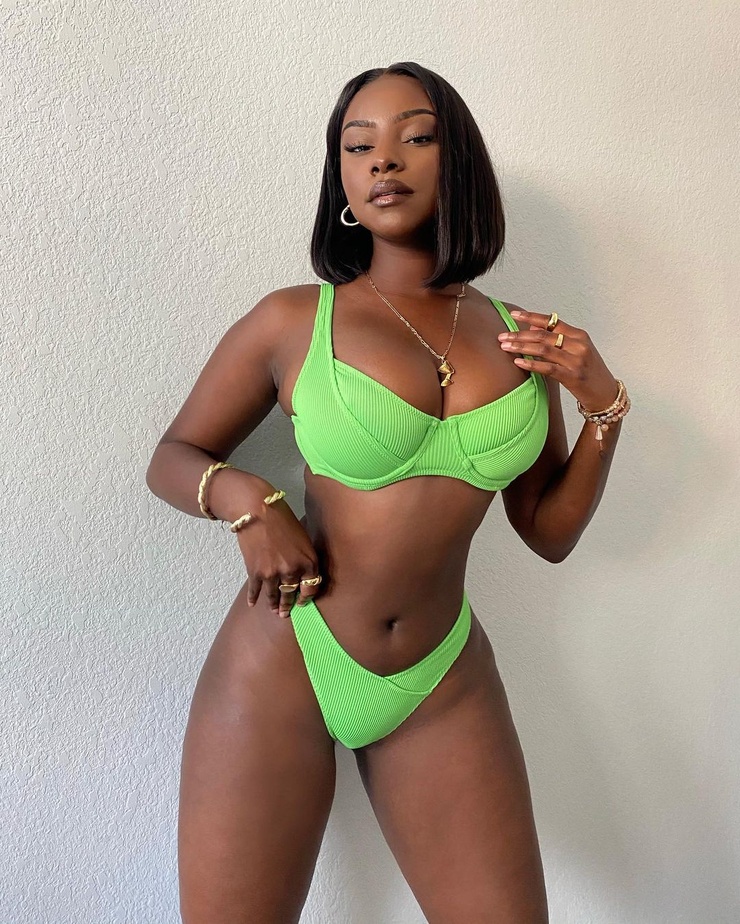 Savannah Perkins Savannah Perkins