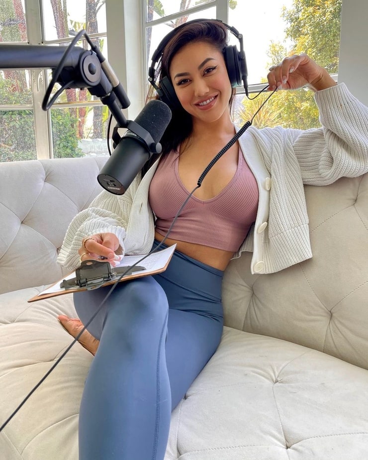 Gwen Singer Gwen Singer