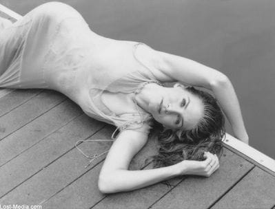 Elizabeth Mitchell Elizabeth Mitchell