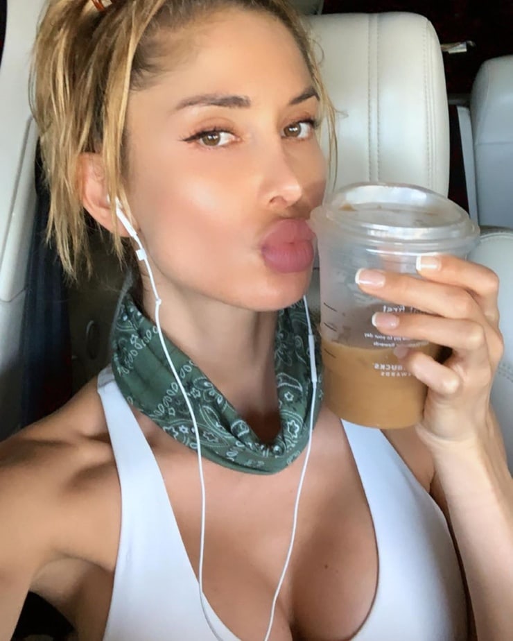 Maryela Perez Maryela Perez