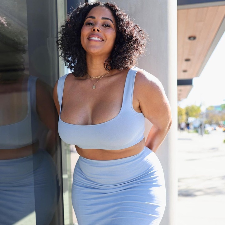 Tabria Majors