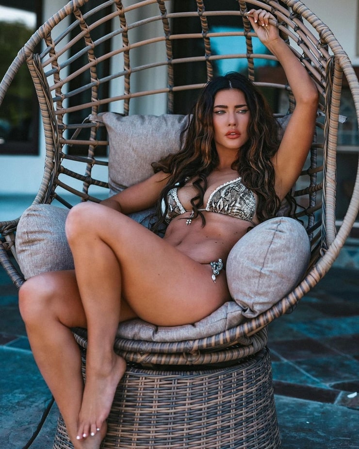 Jacqueline MacInnes Wood