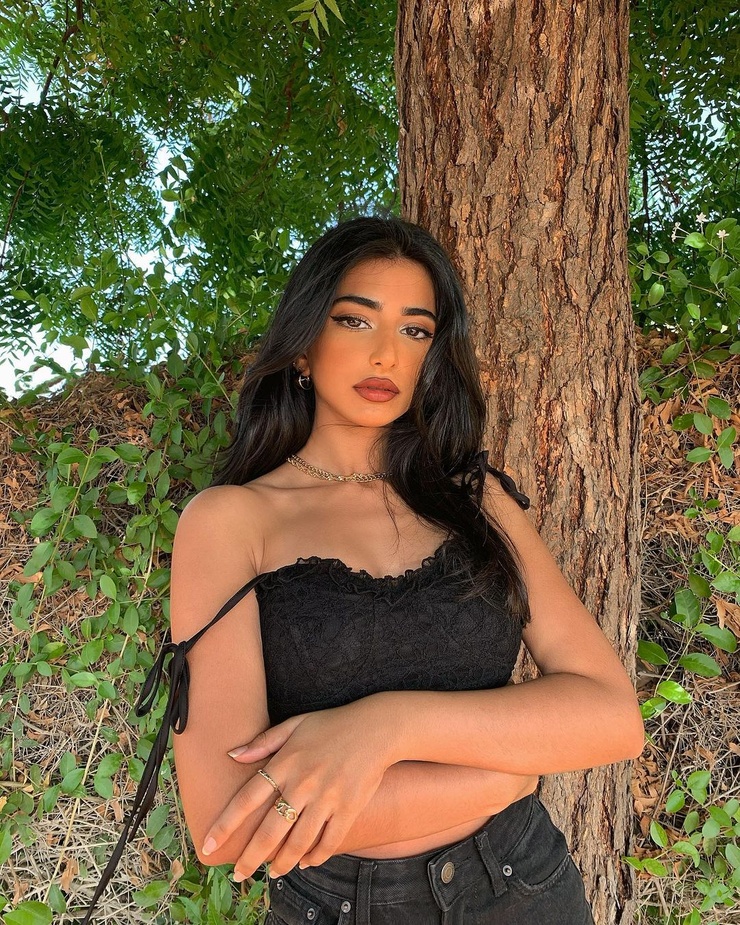 Iffat Marashi