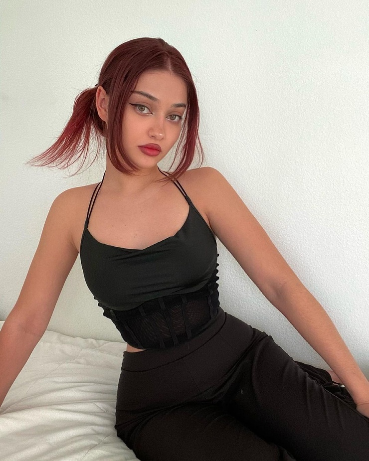 Isabel Rose