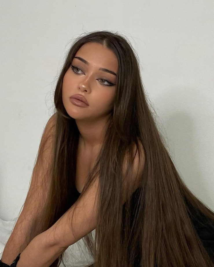 Isabel Rose