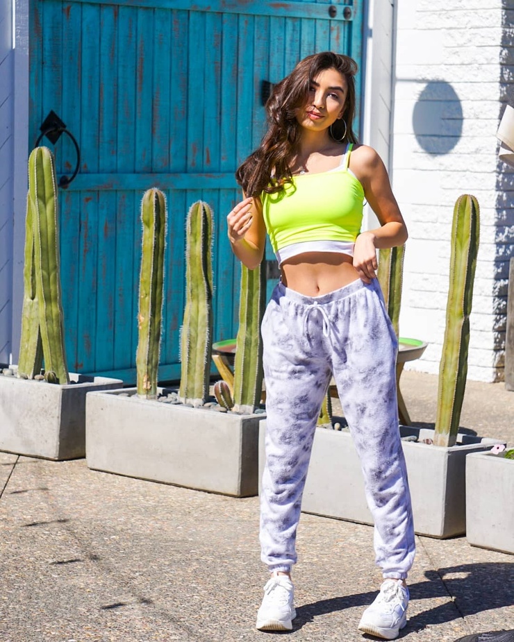 Kelsey Leon