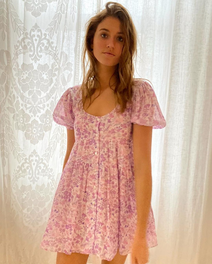 Altyn Isabella Simpson Altyn Isabella Simpson