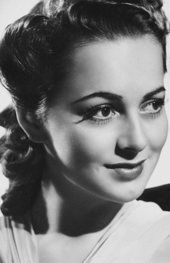 Olivia De Havilland (1916-2020) Age 104.