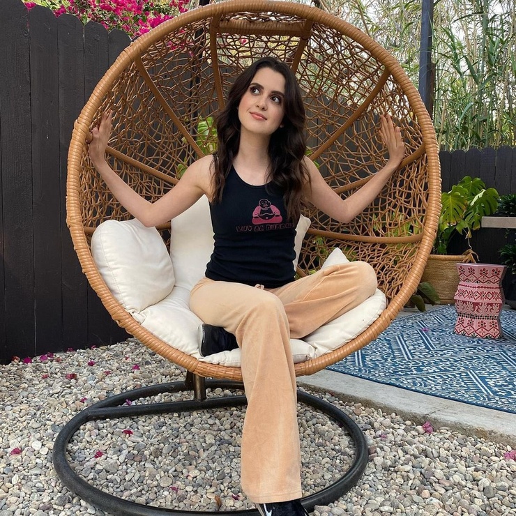 Laura Marano Laura Marano