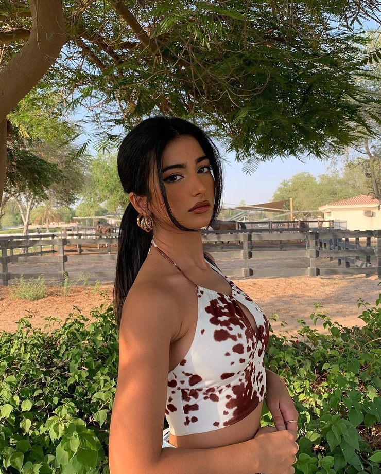 Iffat Marashi