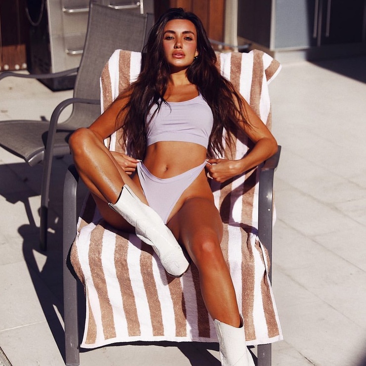Cassie Cardelle