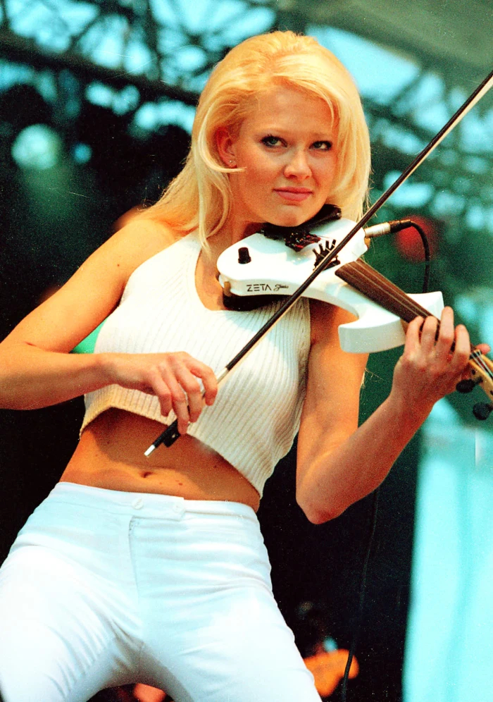 Picture of Linda Brava