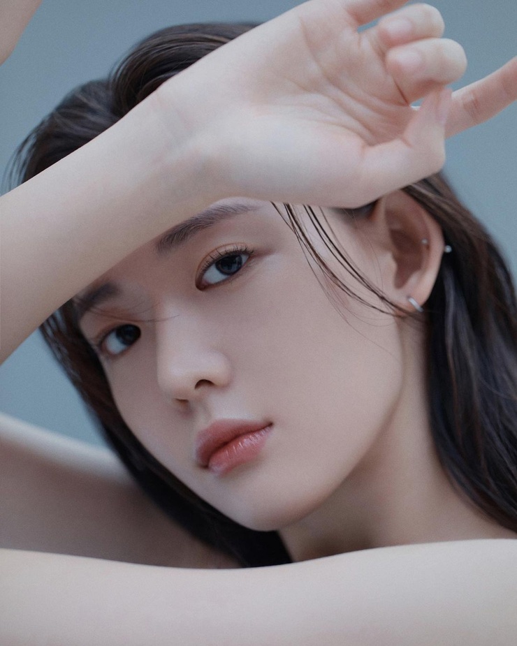 Choi Yoon Ji