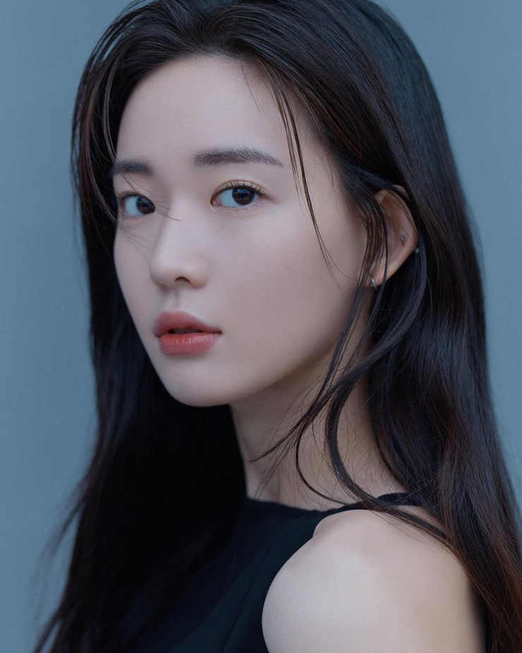 Choi Yoon Ji