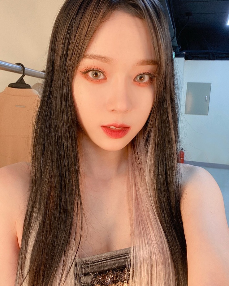 Min-Jeong Kim