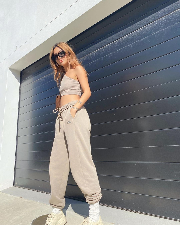 Lily Maymac Lily Maymac