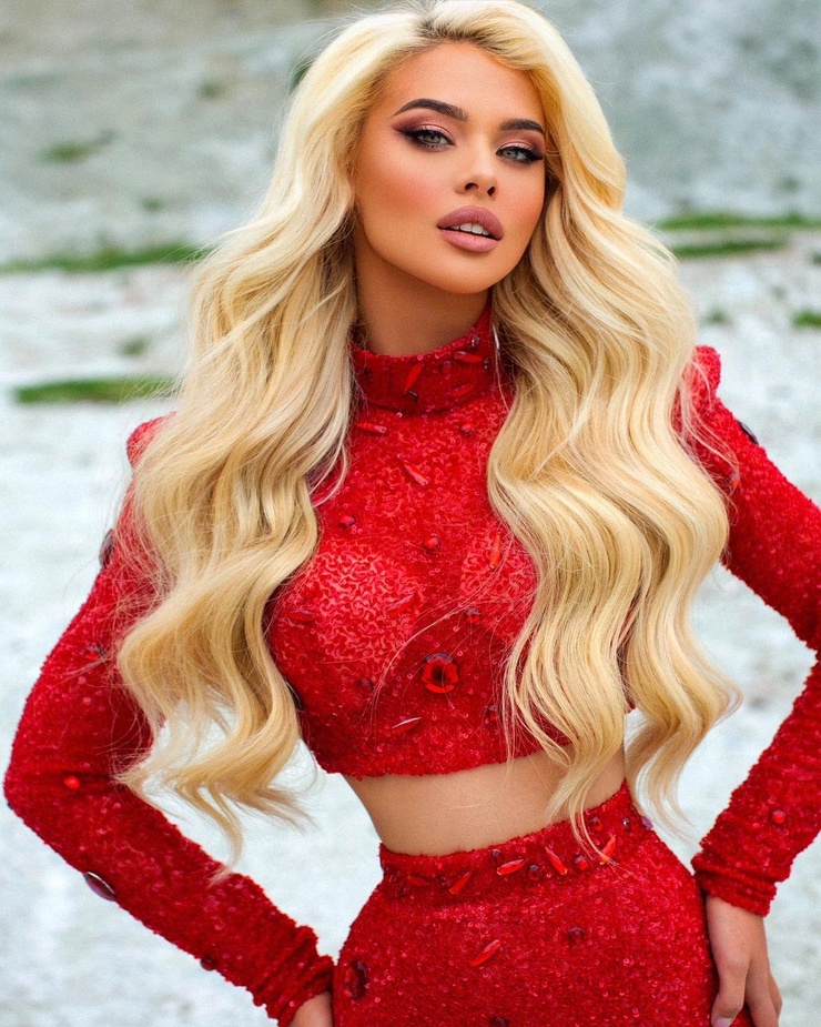 Amina Shena