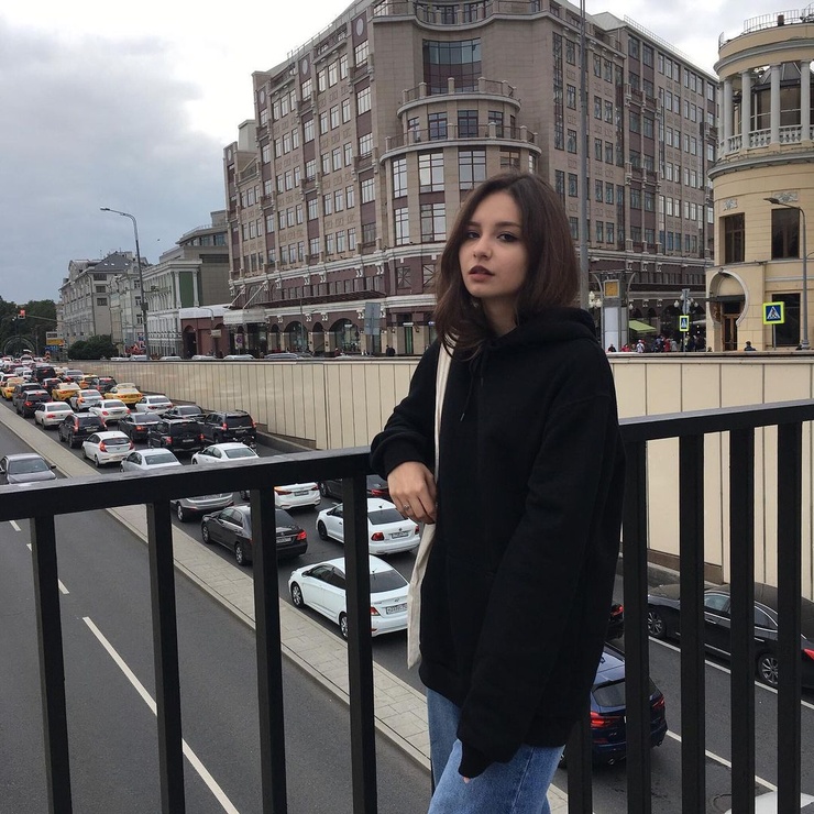 Anya Apalkova