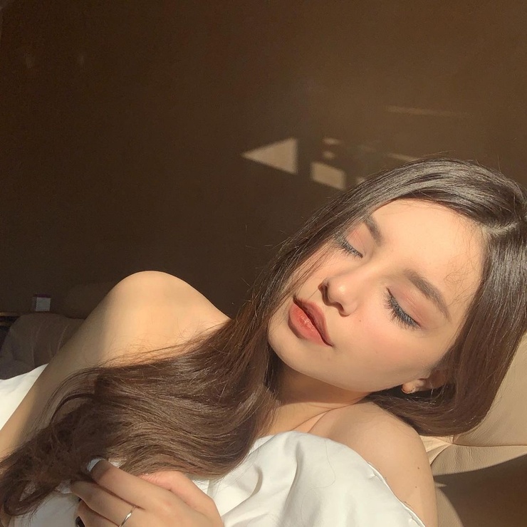 Anya Apalkova