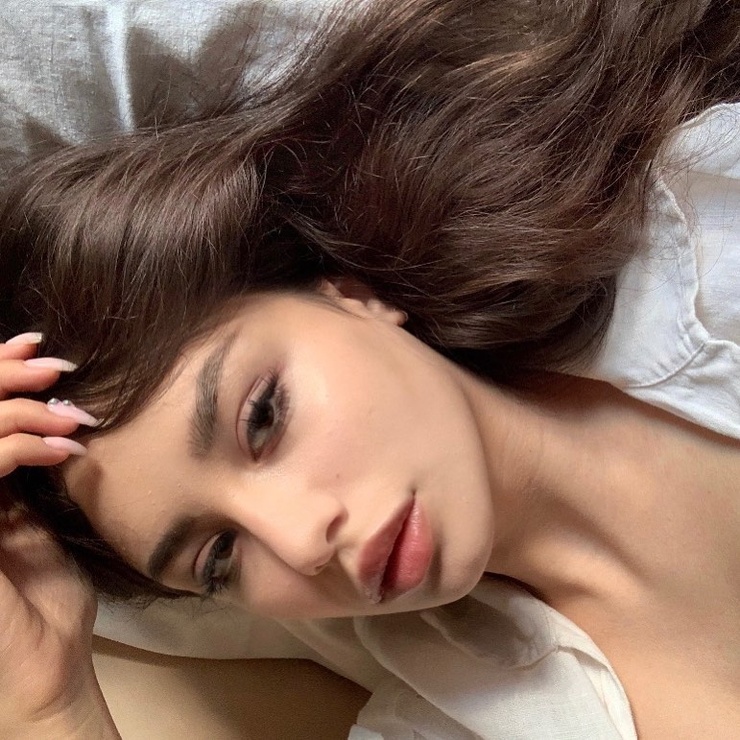 Anya Apalkova