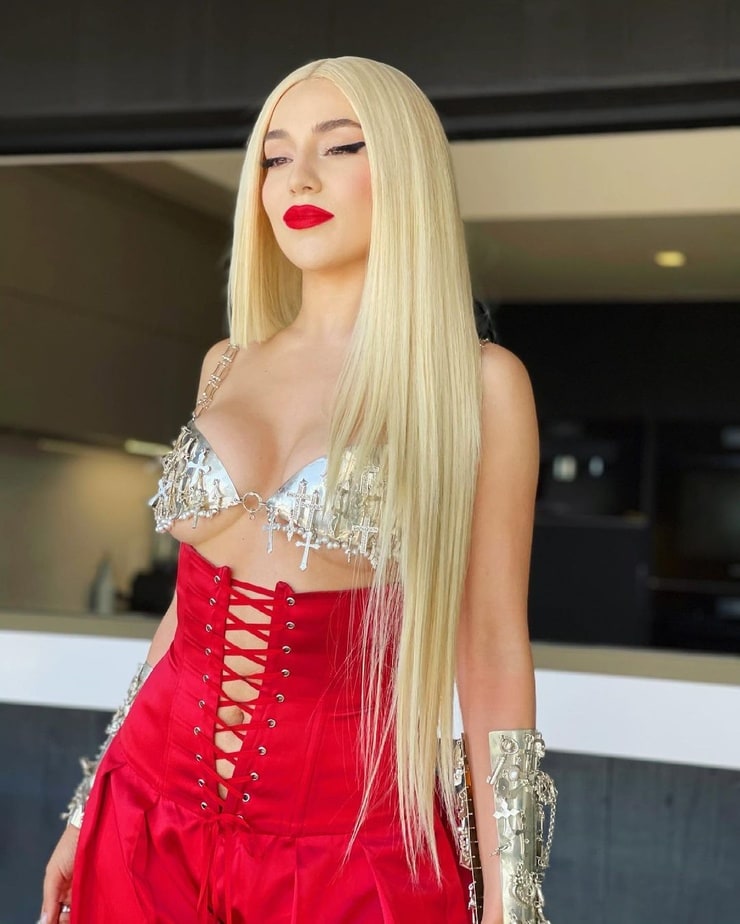 Ava Max