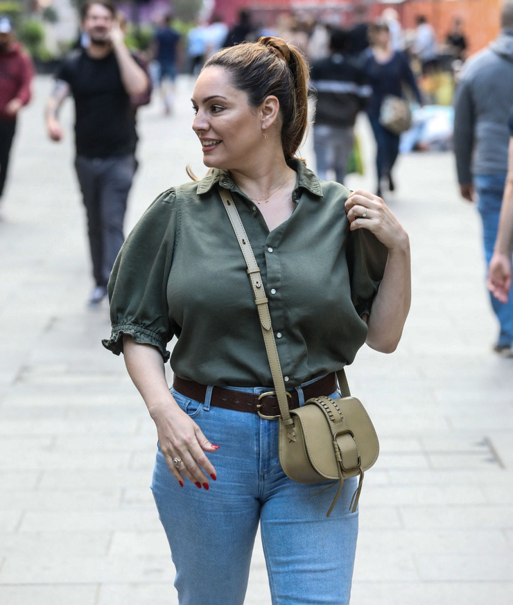 Kelly Brook