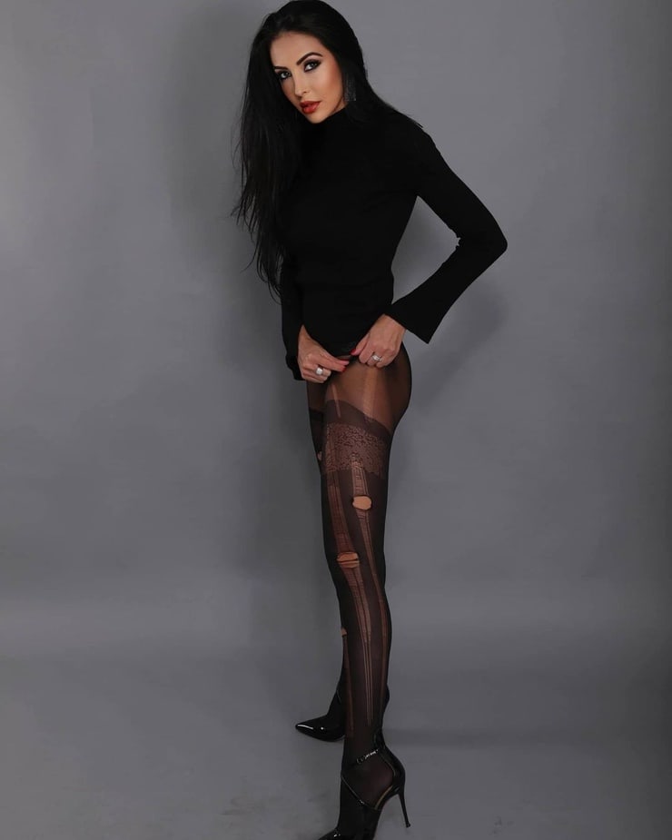 Moria Aharonov