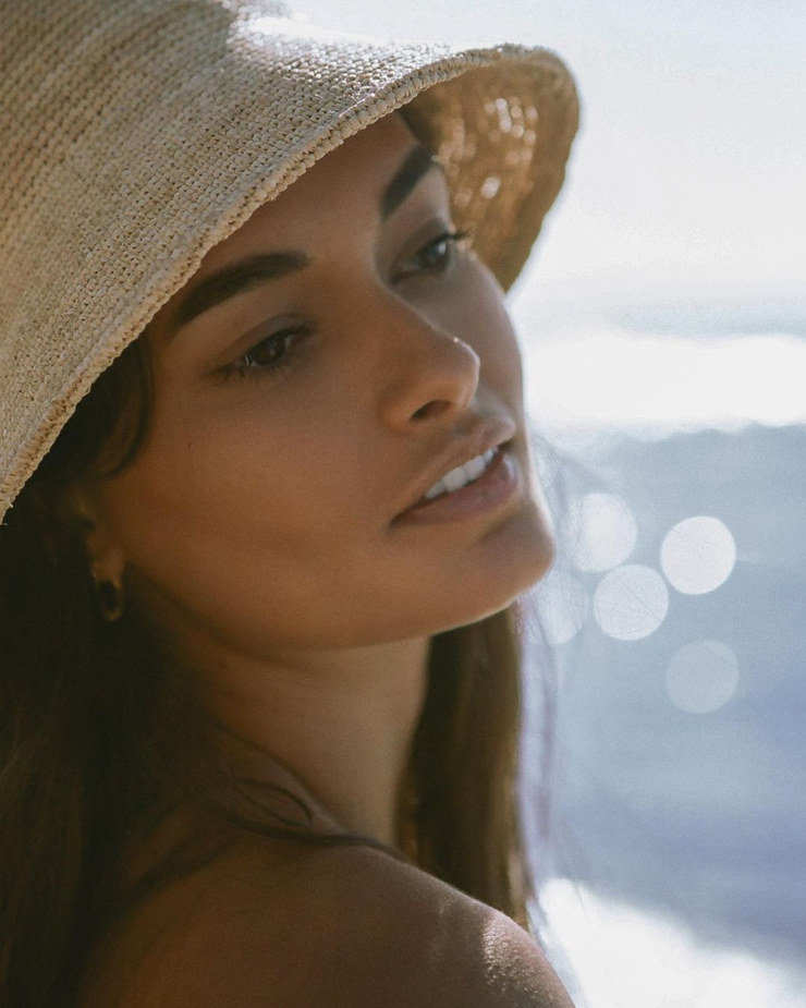 Gizele Oliveira Gizele Oliveira