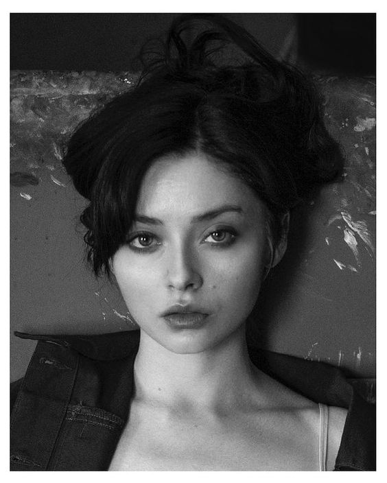 Alina Lee