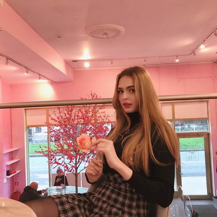 Sasha (model)