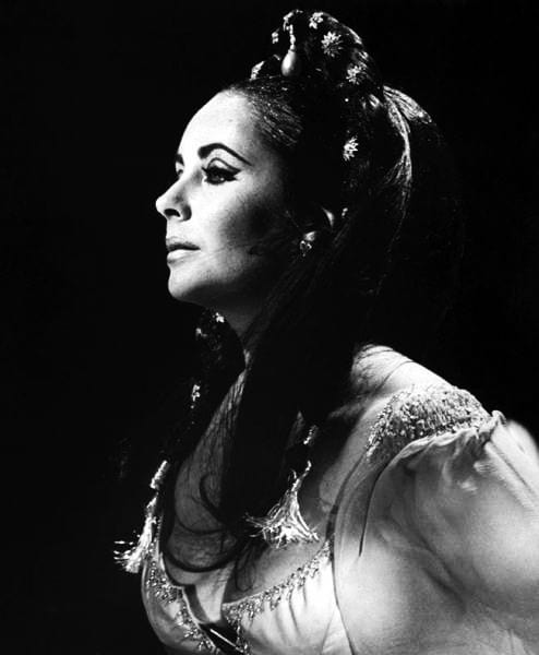 Elizabeth Taylor Elizabeth Taylor