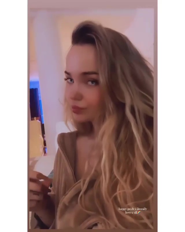 Dove Cameron Dove Cameron