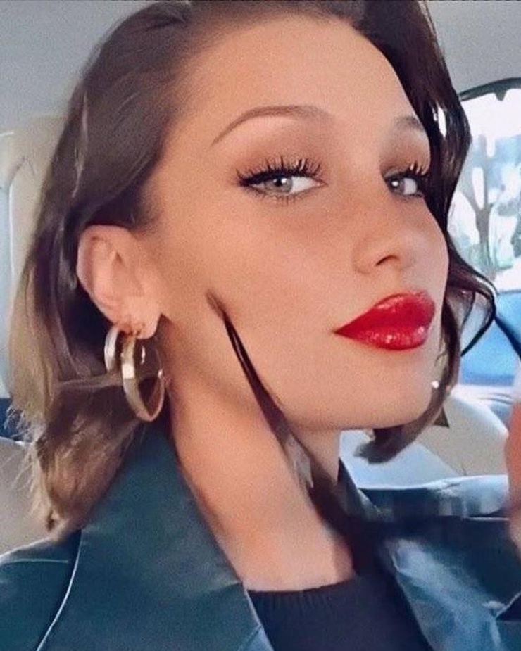 Bella Hadid