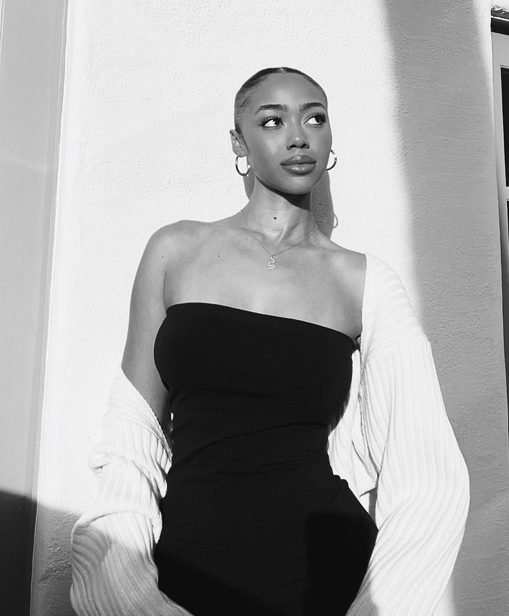 Bella Harris