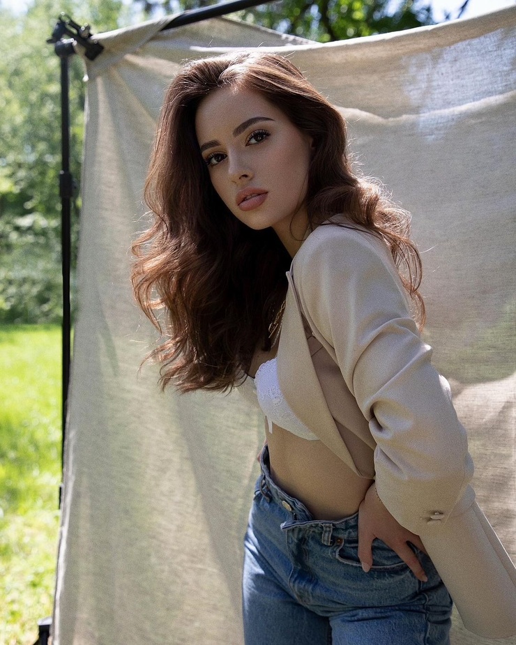 Olga Seliverstova Olga Seliverstova