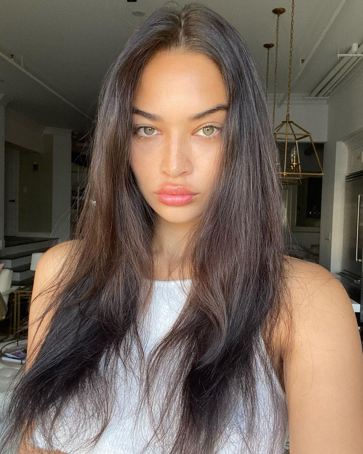 Shanina Shaik image