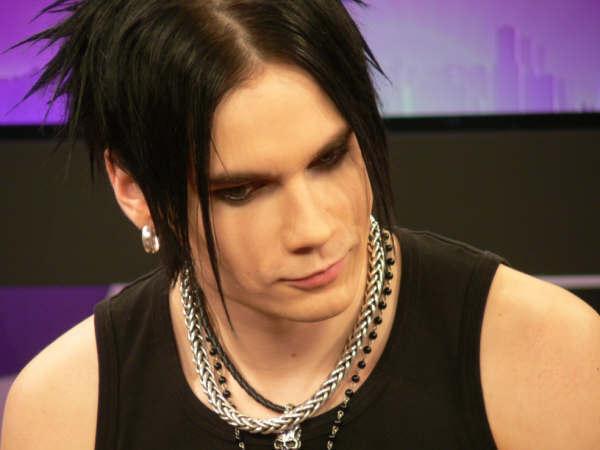 Vivian Sin'amour