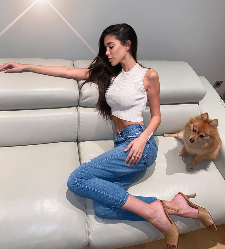 Nadia Aviles Nadia Aviles