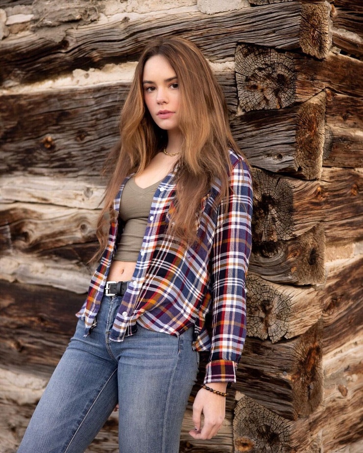 Makenzie Raine