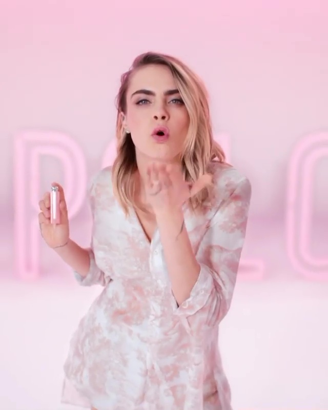 Cara Delevingne