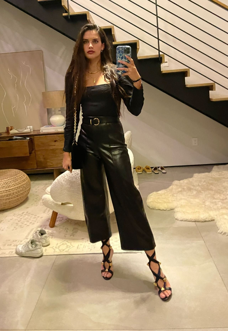 Sara Sampaio Sara Sampaio