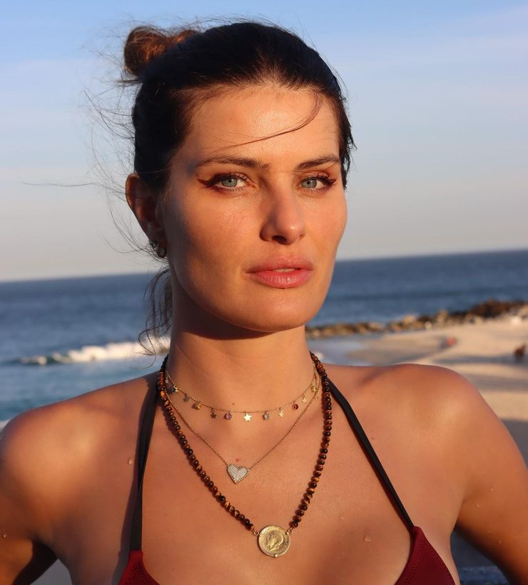 Isabeli Fontana Isabeli Fontana