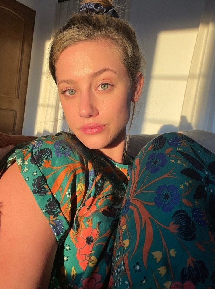 Picture of Lili Reinhart
