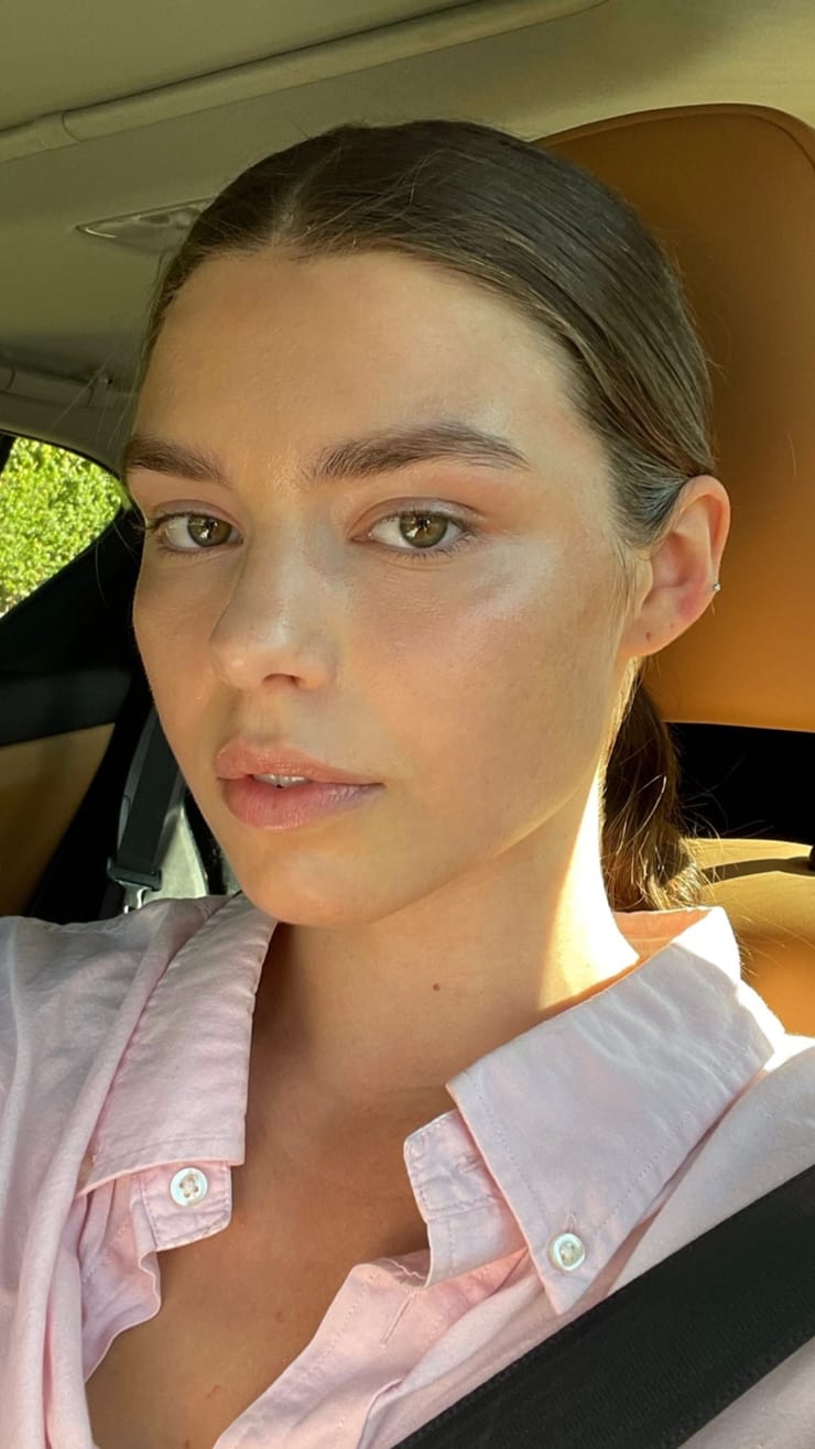 Lauren Searle