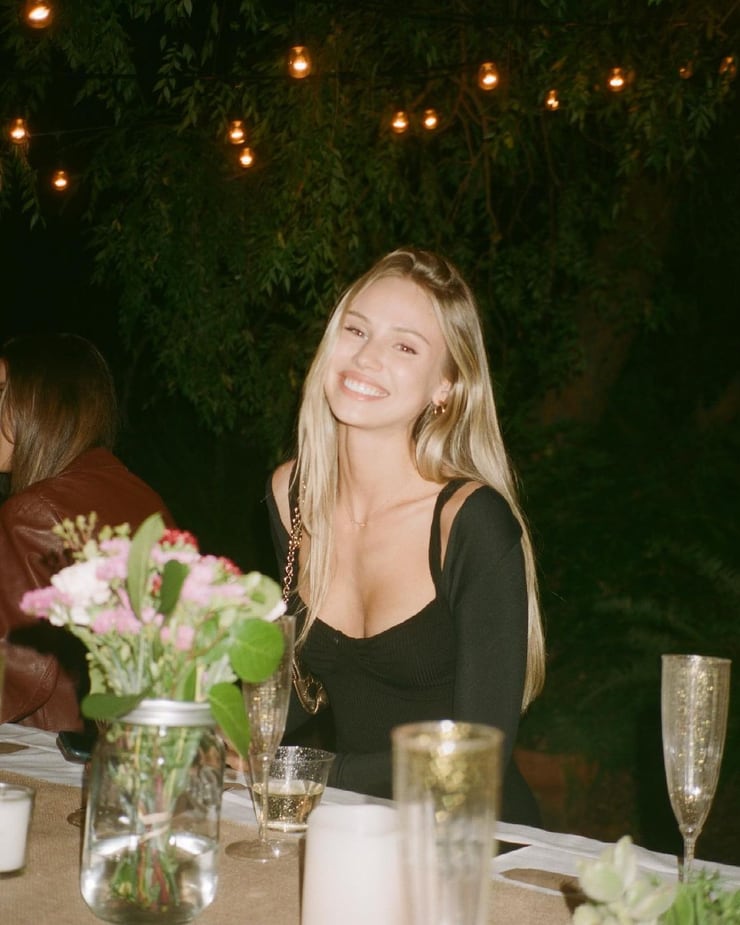 Scarlett Leithold Scarlett Leithold