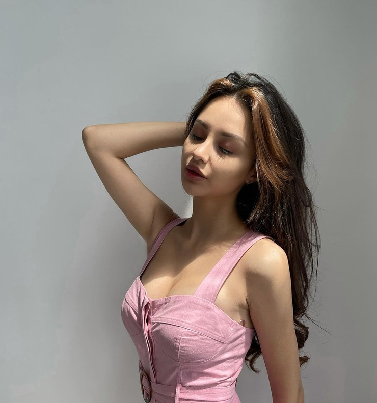 Anya Apalkova