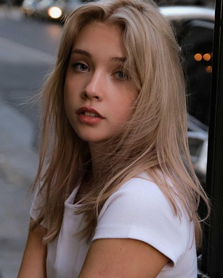 Karolina Demy