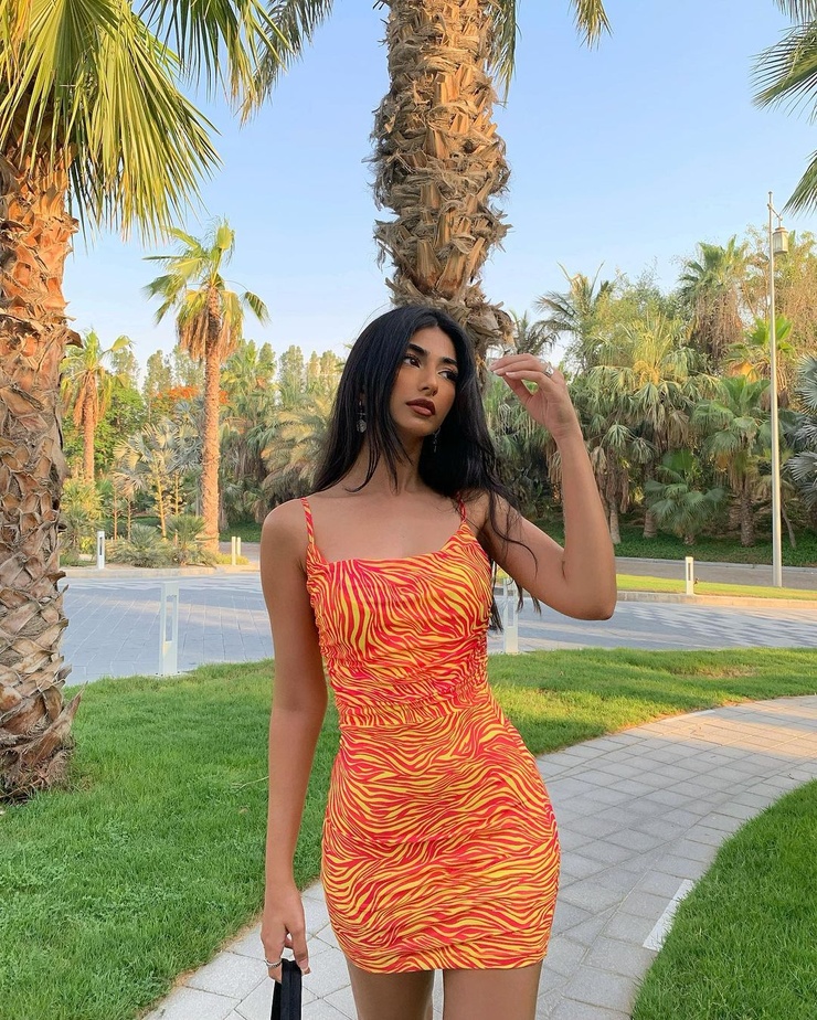 Iffat Marashi