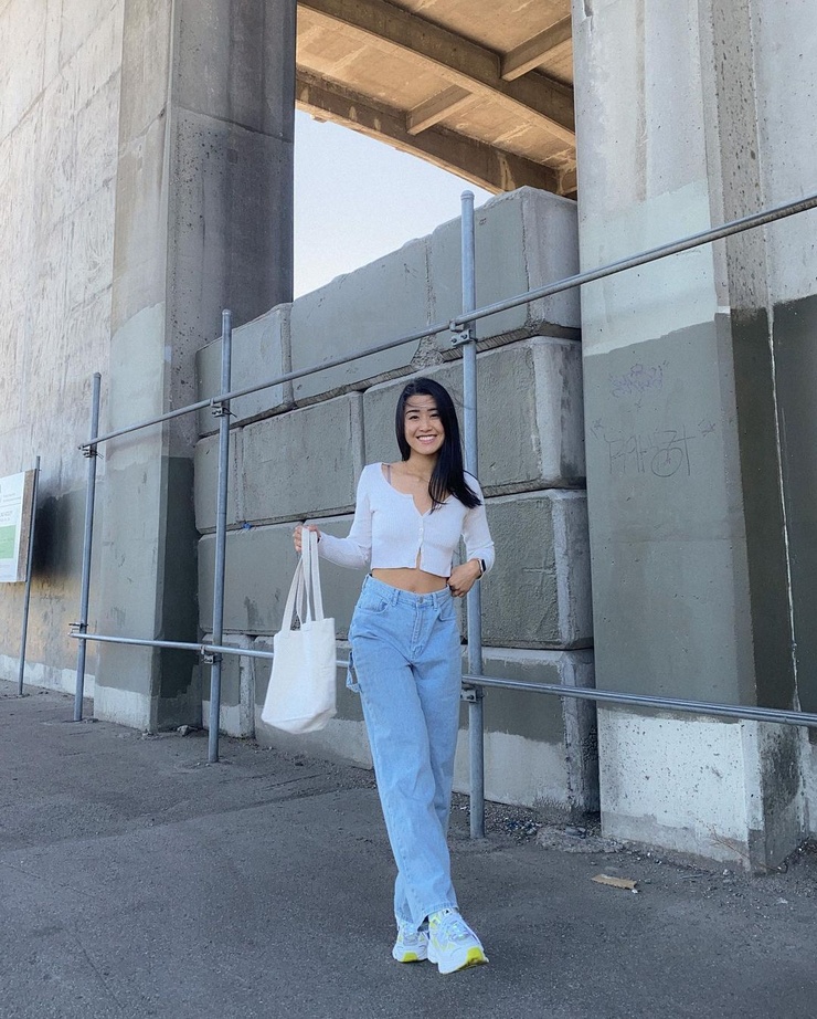 Angel Zheng