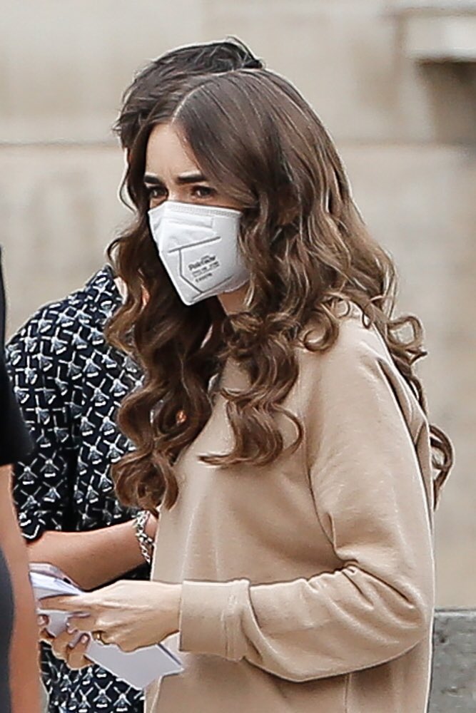 Lily Collins